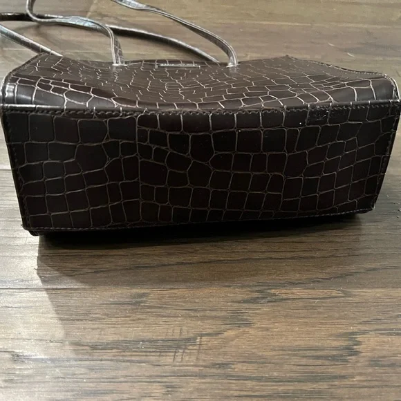 Connections Hand Bag - Picture 5 of 10